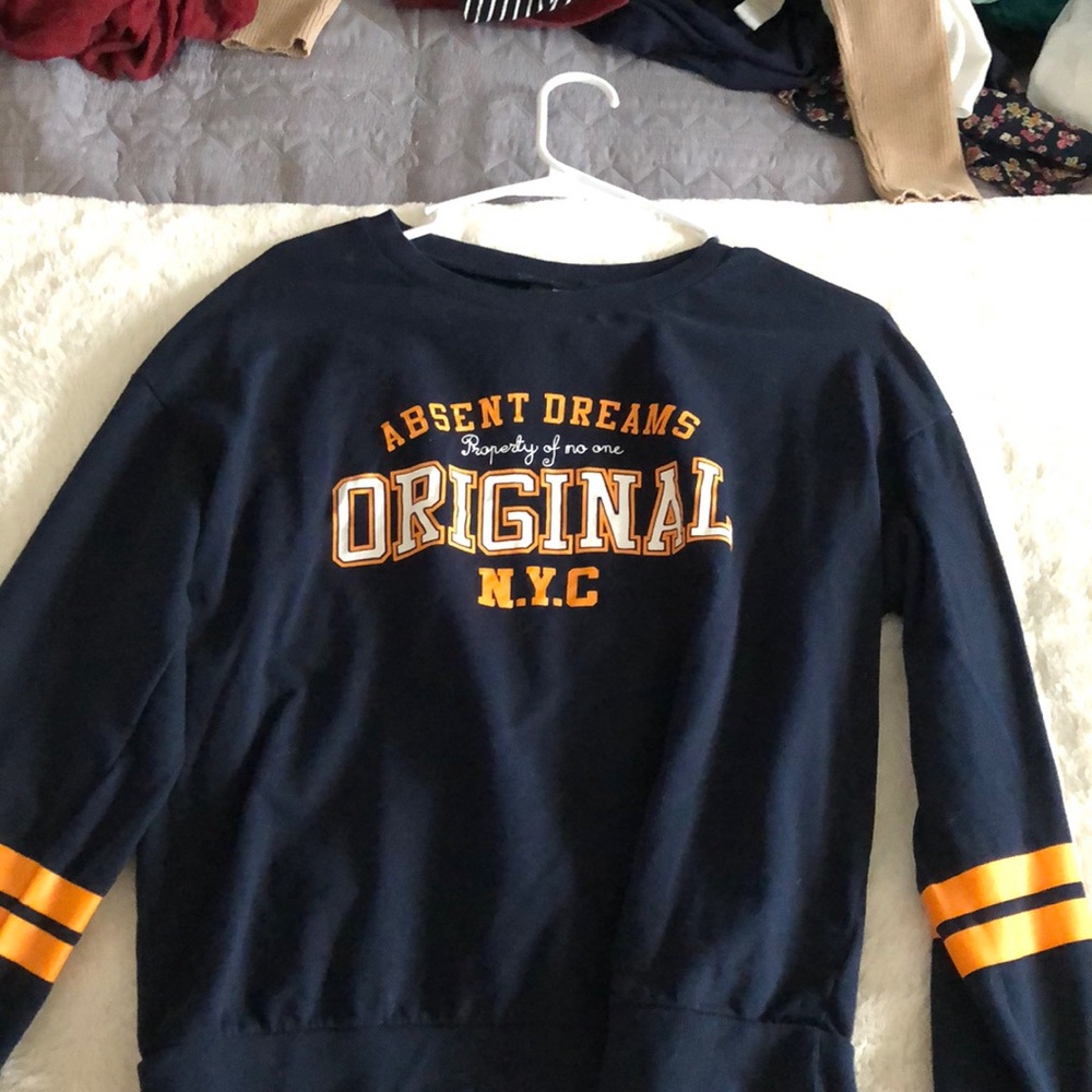 Crew neck